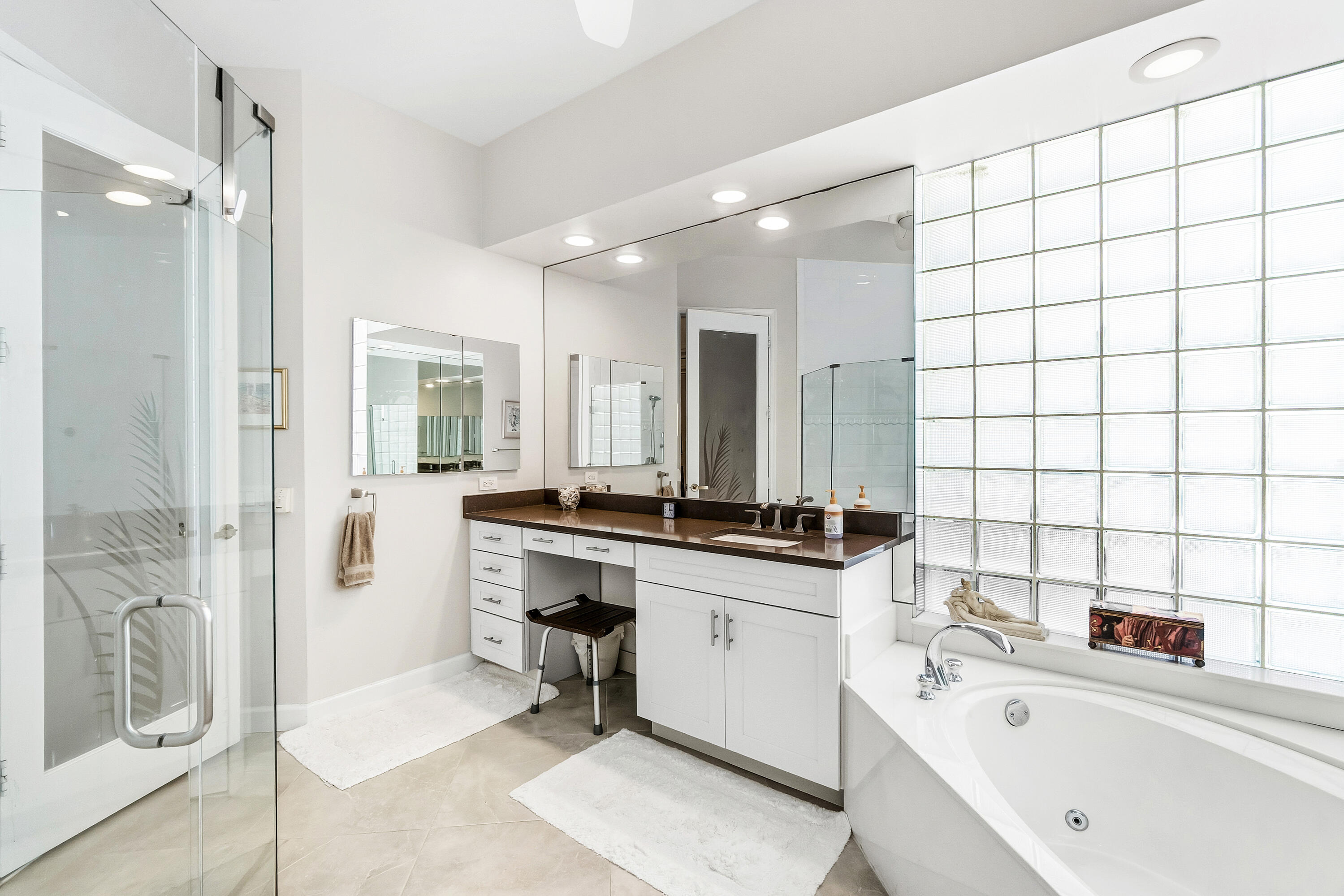 BAY POINTE - Residential Lease