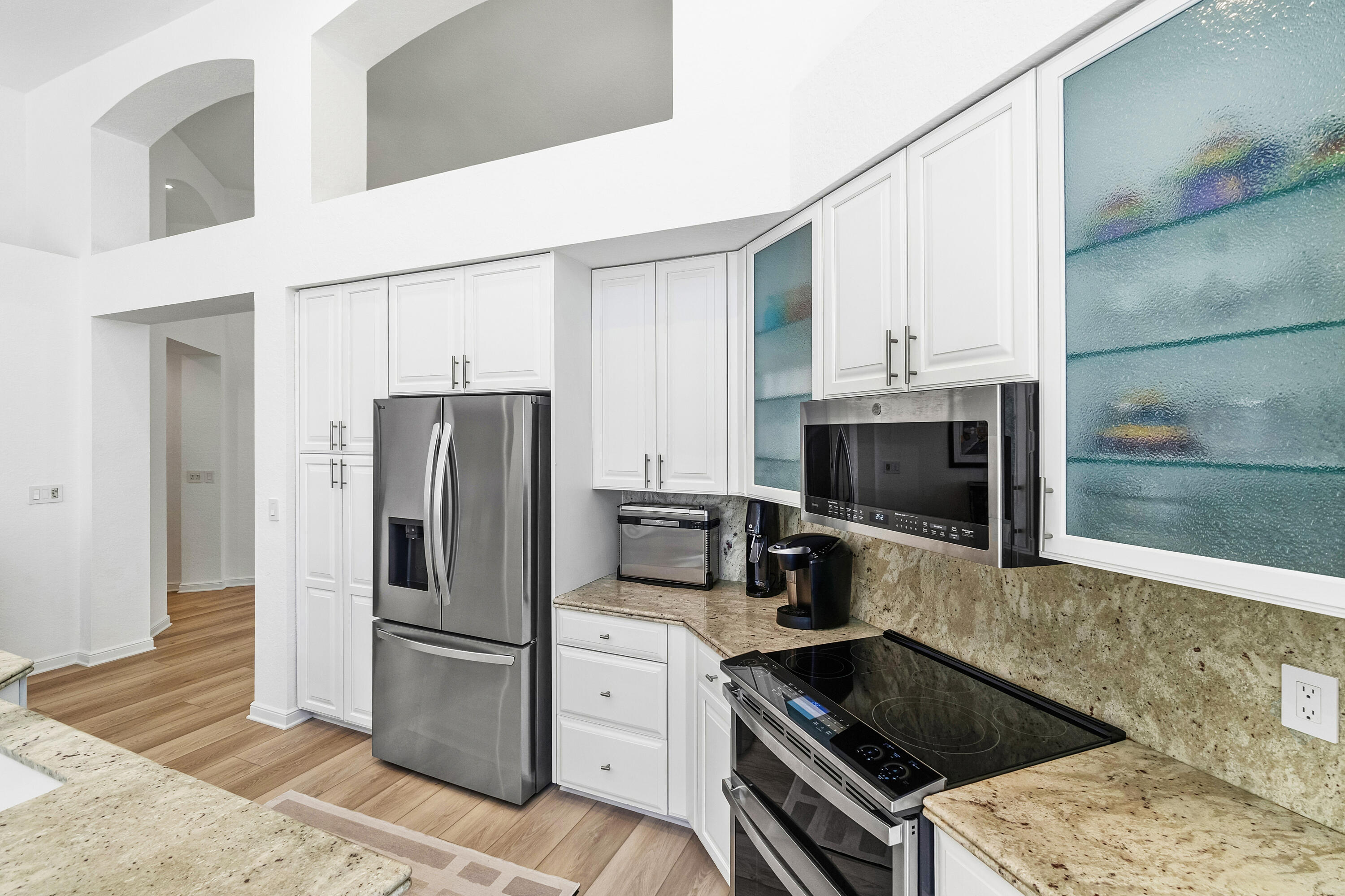 BAY POINTE - Residential Lease