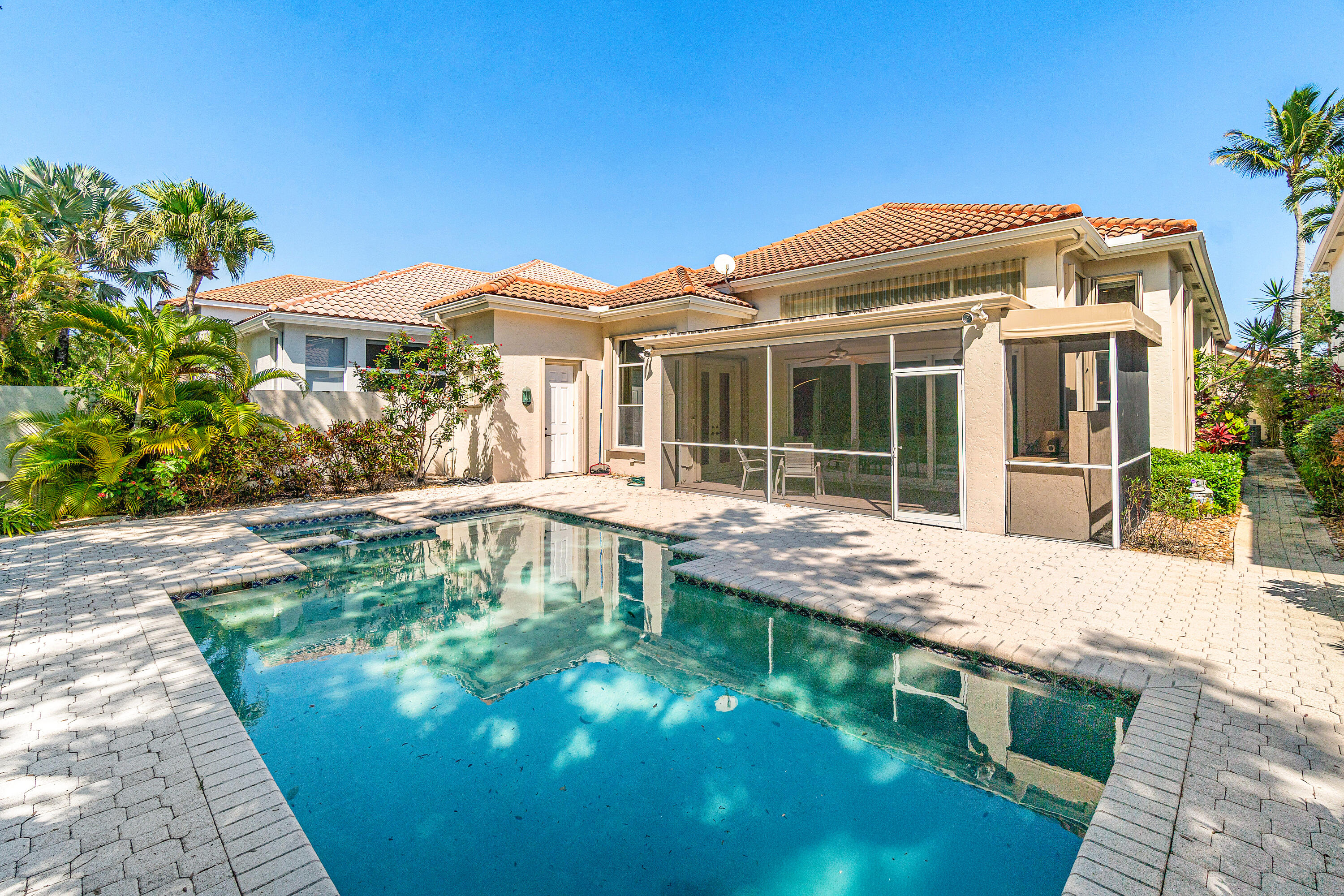 BAY POINTE - Residential Lease