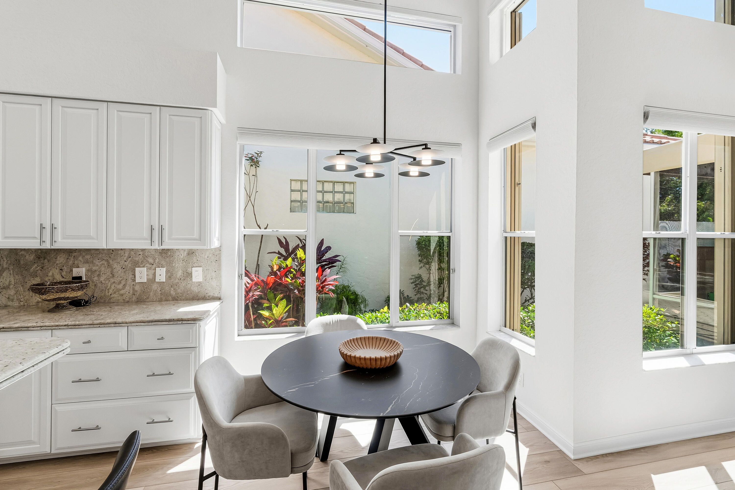 BAY POINTE - Residential Lease