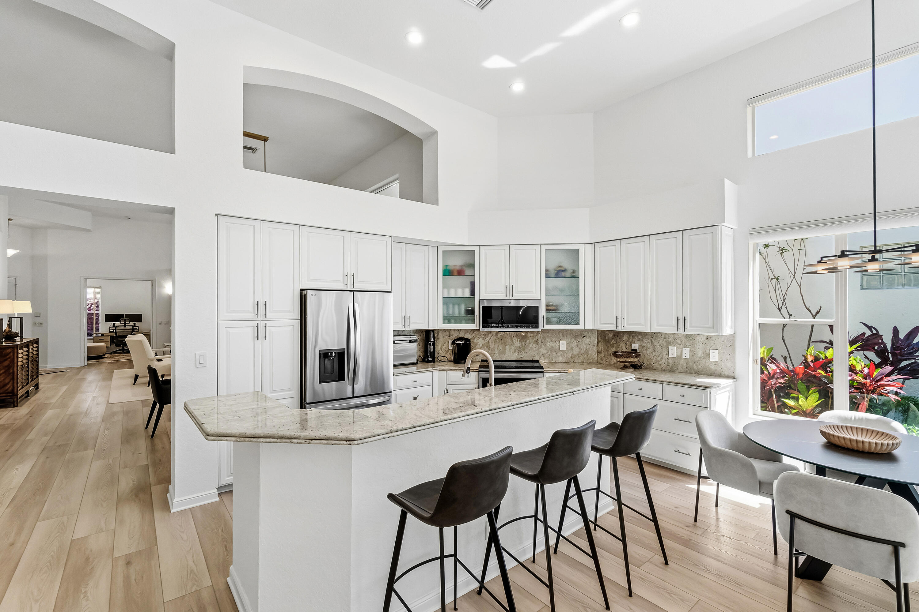 BAY POINTE - Residential Lease