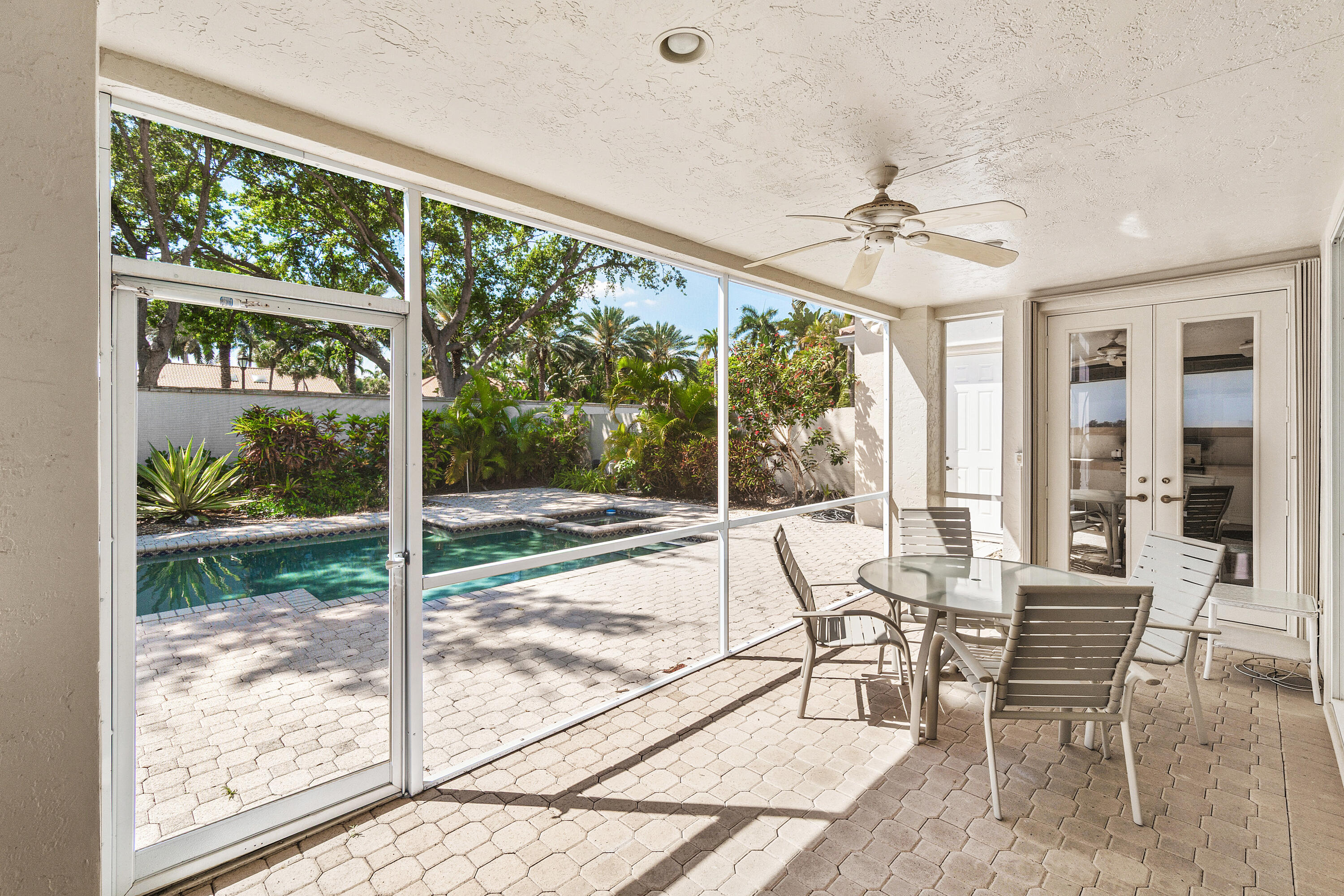 BAY POINTE - Residential Lease