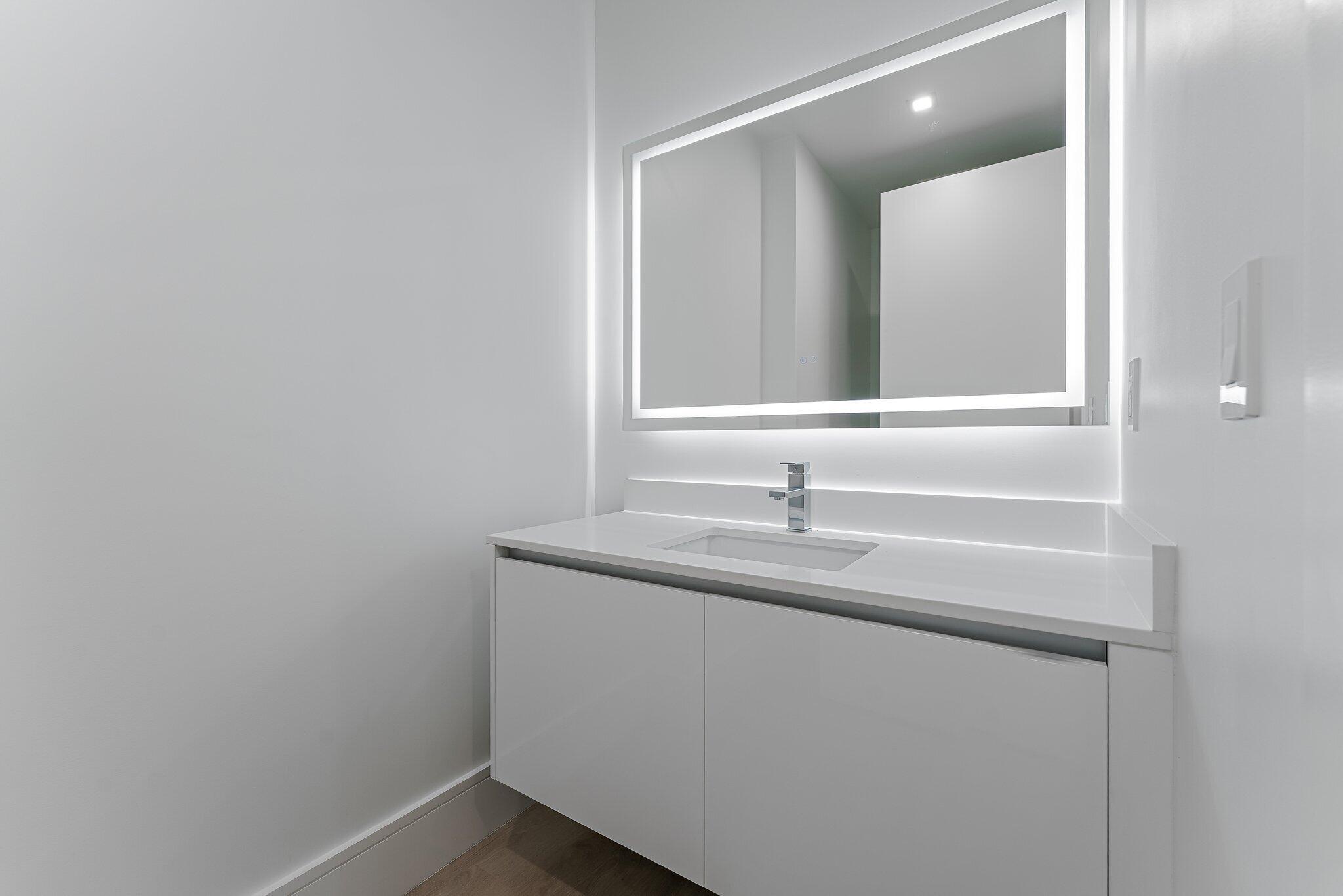 NAUTILUS 220 CONDO - Residential