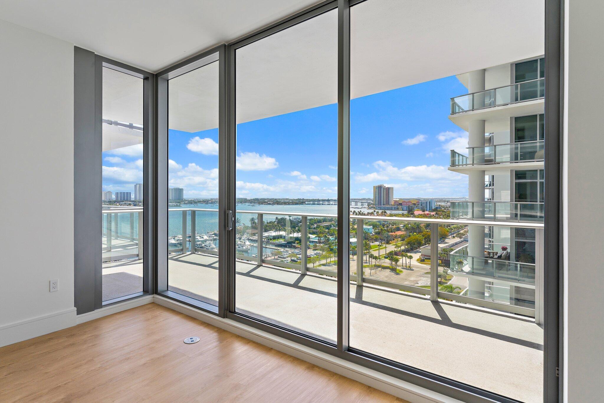 NAUTILUS 220 CONDO - Residential