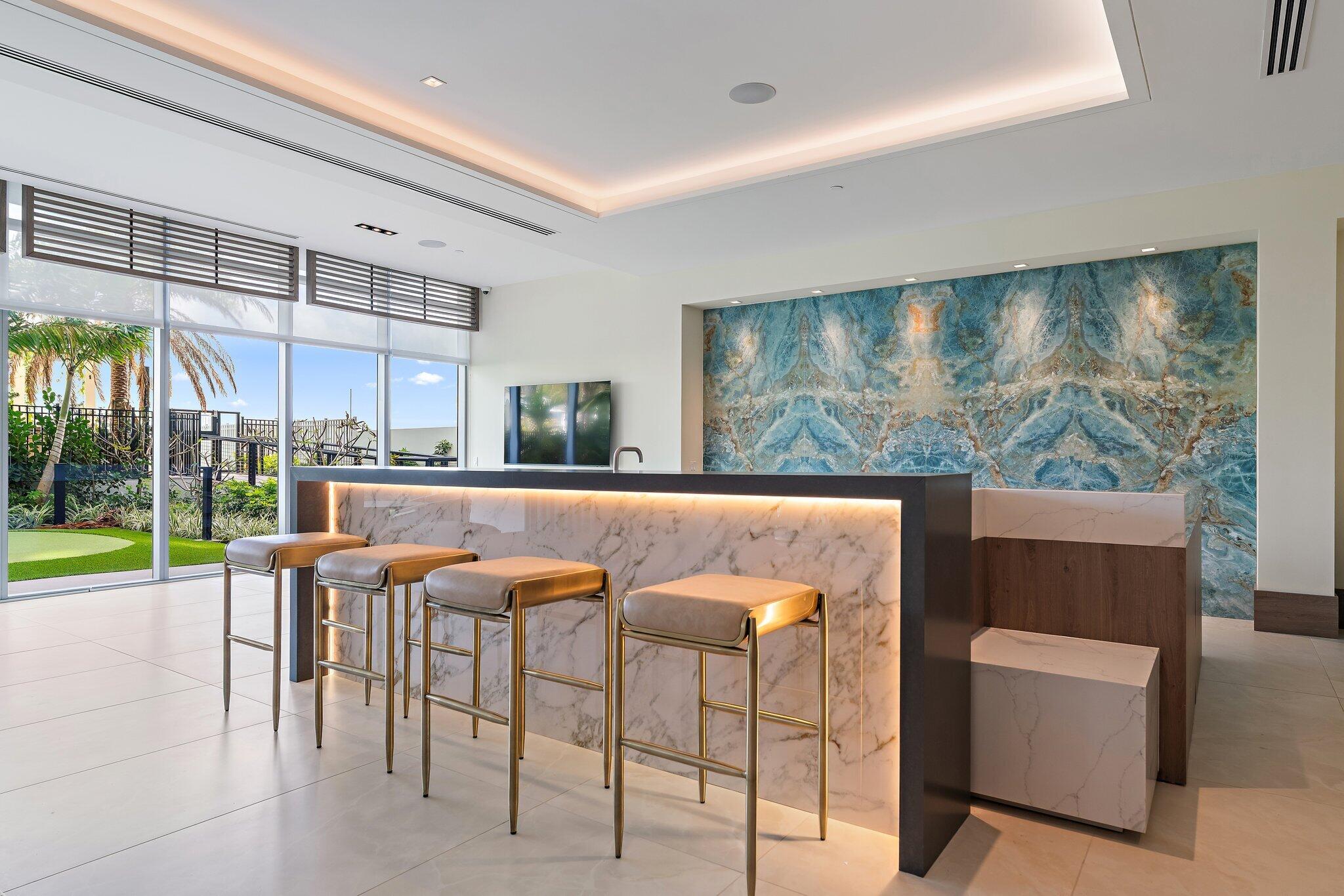 NAUTILUS 220 CONDO - Residential