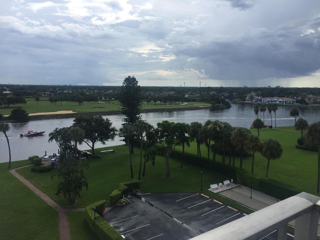 Photo of 336 Golfview Road #704, North Palm Beach, FL 33408 (MLS # R10736903)