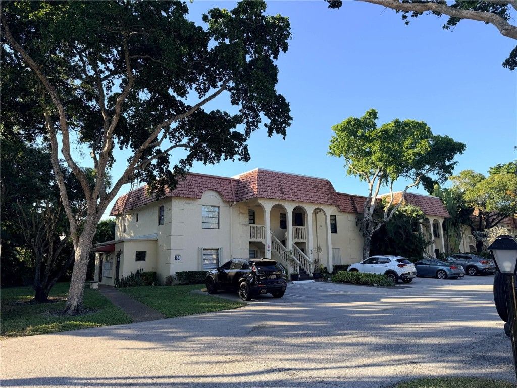 Photo of 136 S Cypress Road #317, Pompano Beach, FL 33060 (MLS # F10544852)