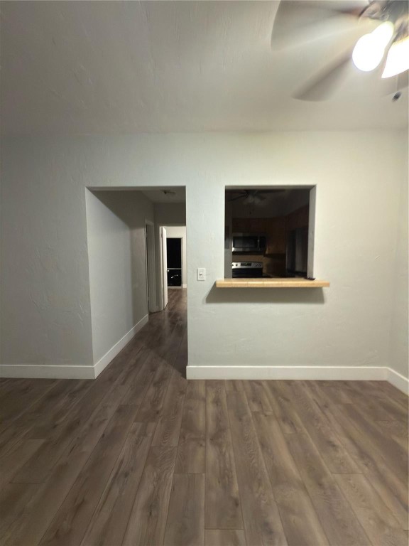 600 Layne Boulevard 117