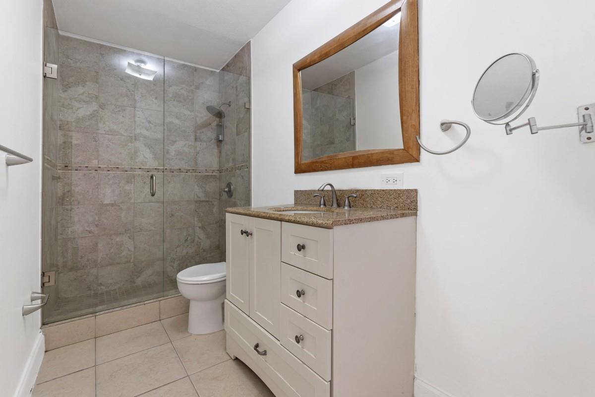 RIVER SHORES CONDO - Residential