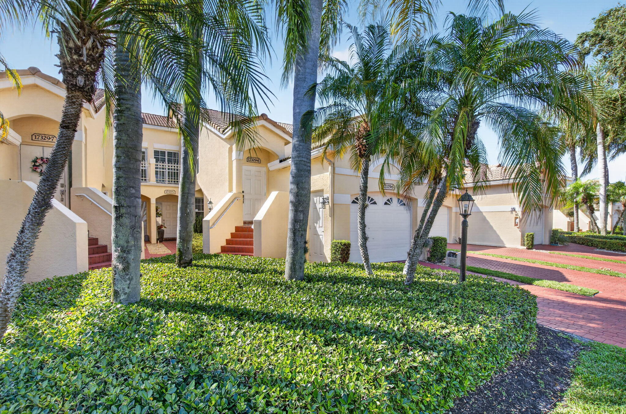 ST TROPEZ AT BOCA GOLF COACH HOMES CONDO - Residential