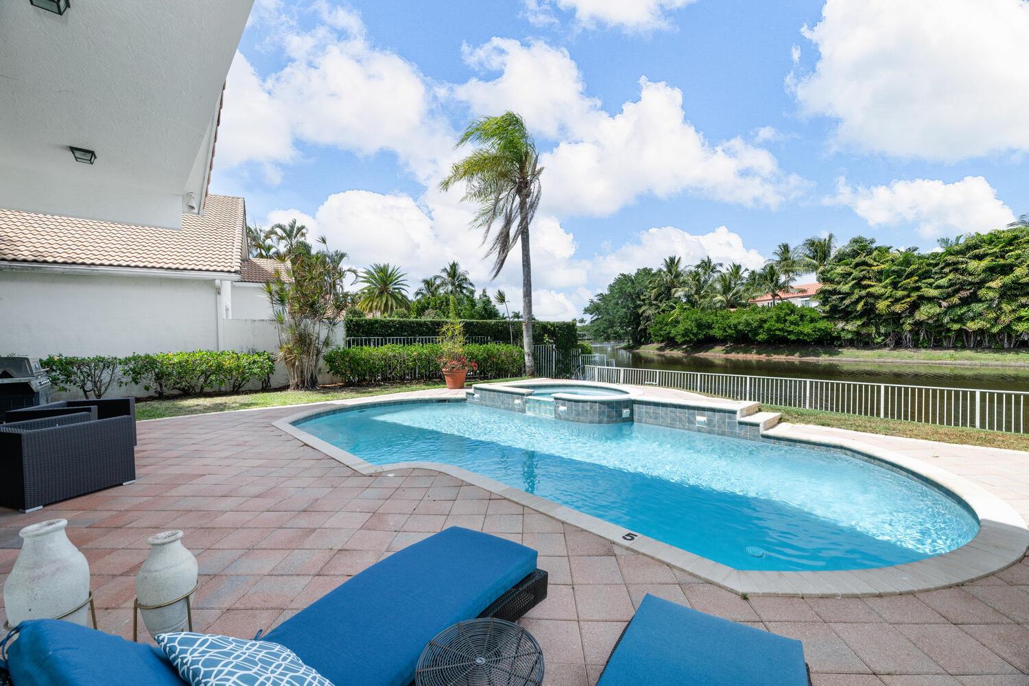 EQUESTRIAN CLUB ESTATES P - Residential