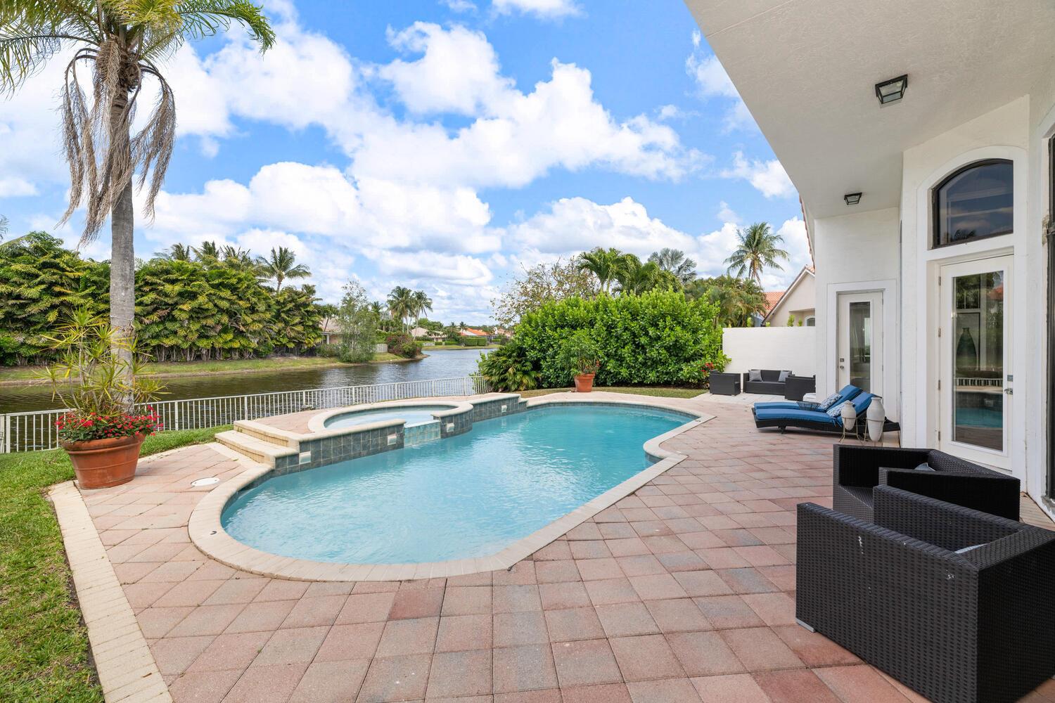 EQUESTRIAN CLUB ESTATES P - Residential