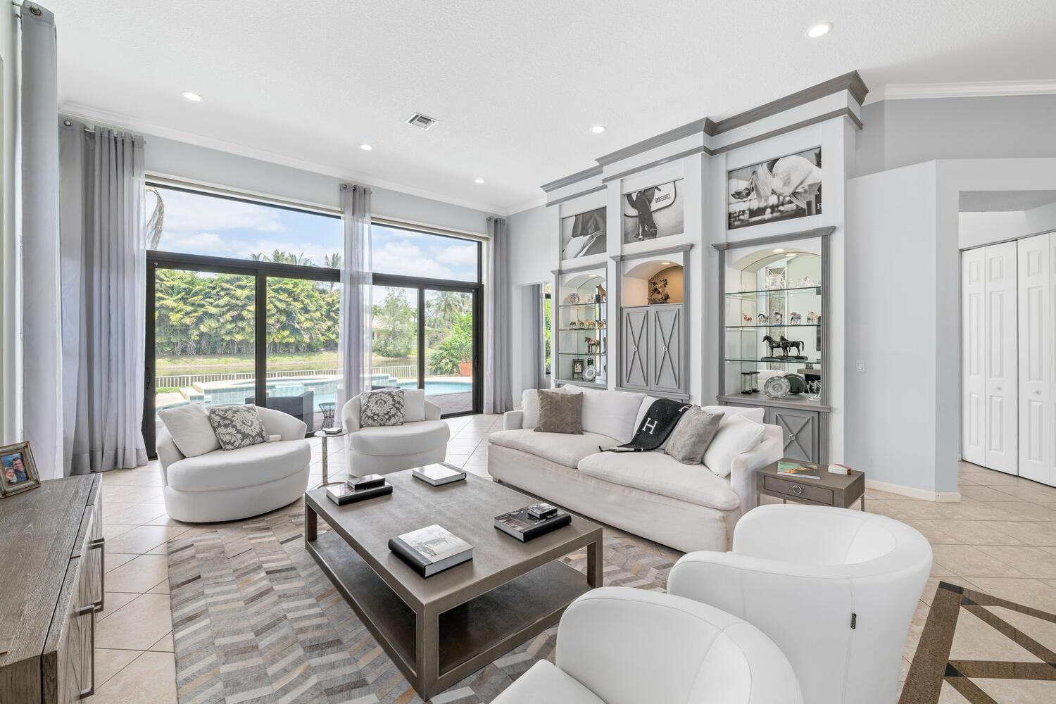 EQUESTRIAN CLUB ESTATES P - Residential