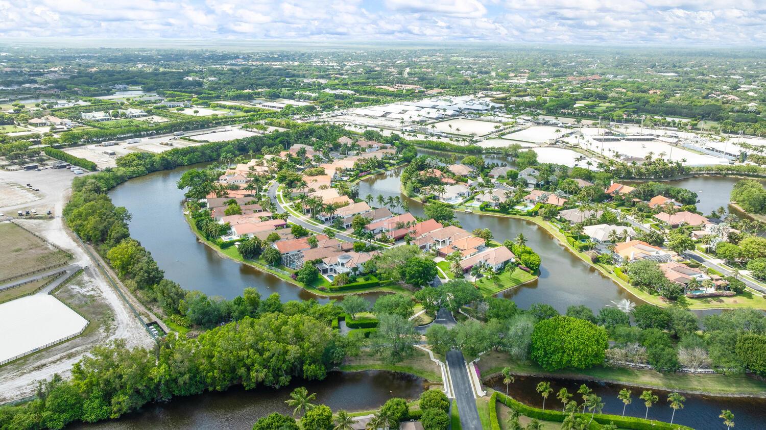 EQUESTRIAN CLUB ESTATES P - Residential