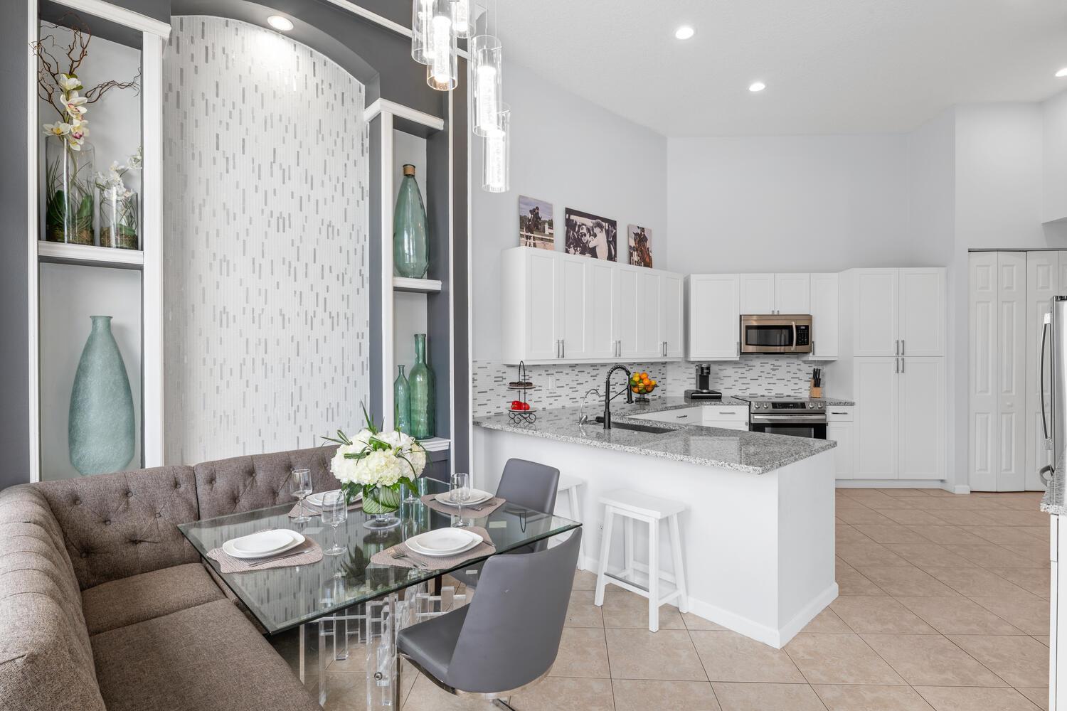 EQUESTRIAN CLUB ESTATES P - Residential