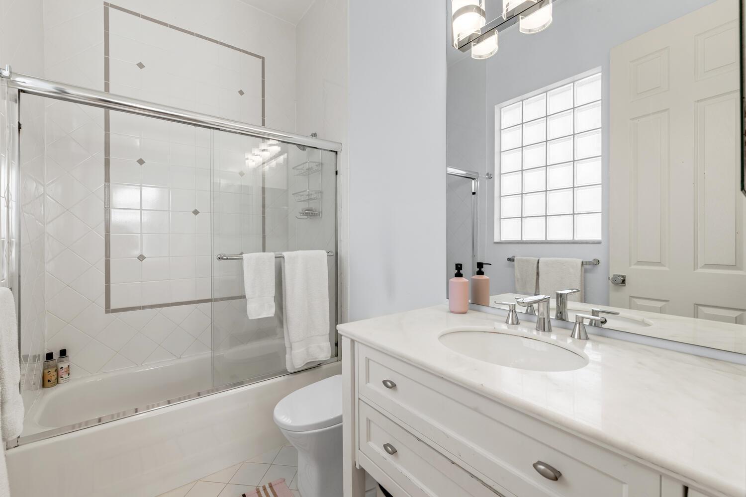 EQUESTRIAN CLUB ESTATES P - Residential