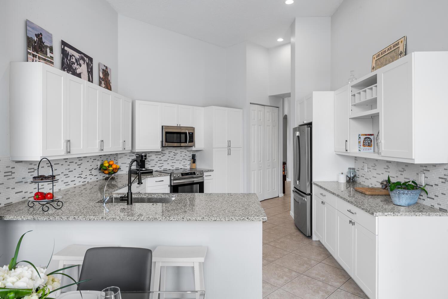 EQUESTRIAN CLUB ESTATES P - Residential