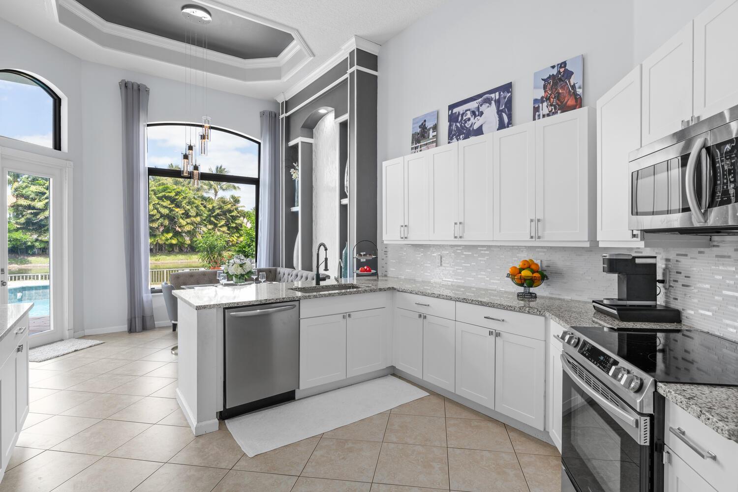 EQUESTRIAN CLUB ESTATES P - Residential