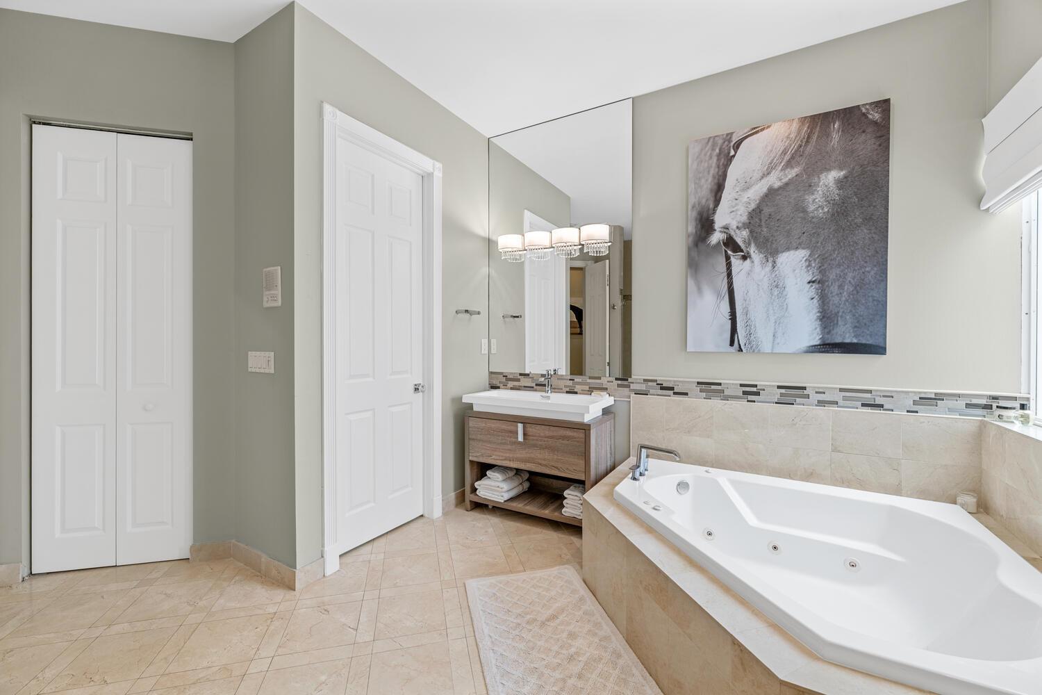 EQUESTRIAN CLUB ESTATES P - Residential