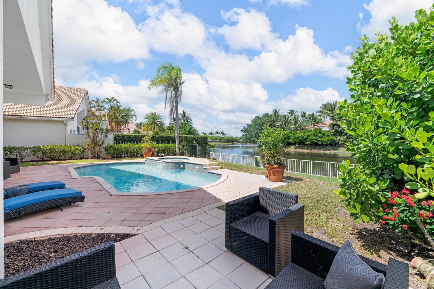 EQUESTRIAN CLUB ESTATES P - Residential