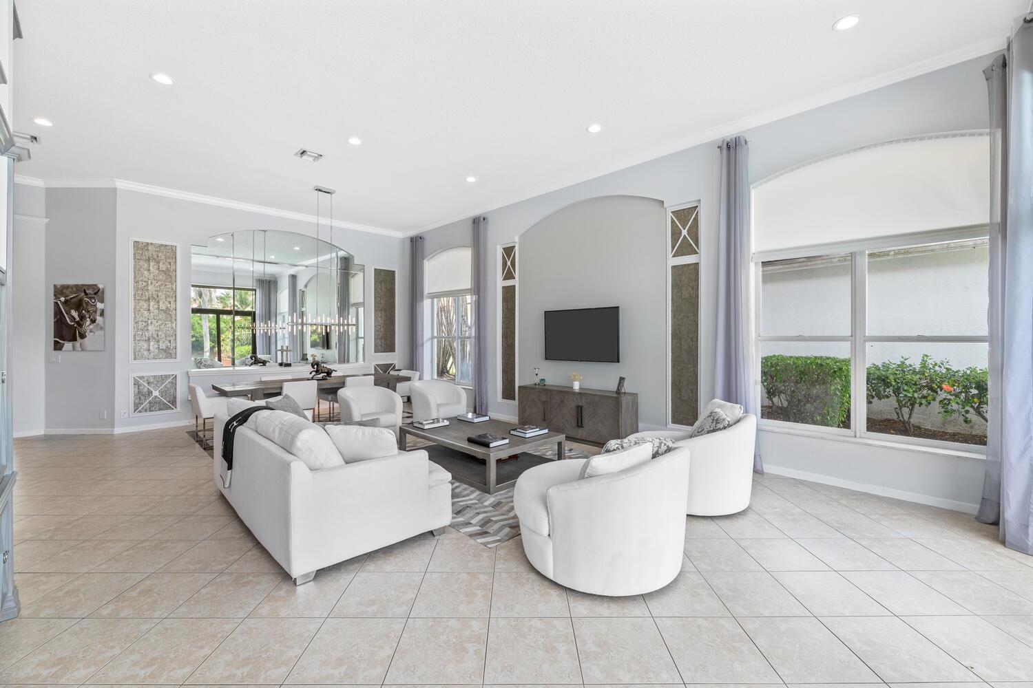 EQUESTRIAN CLUB ESTATES P - Residential