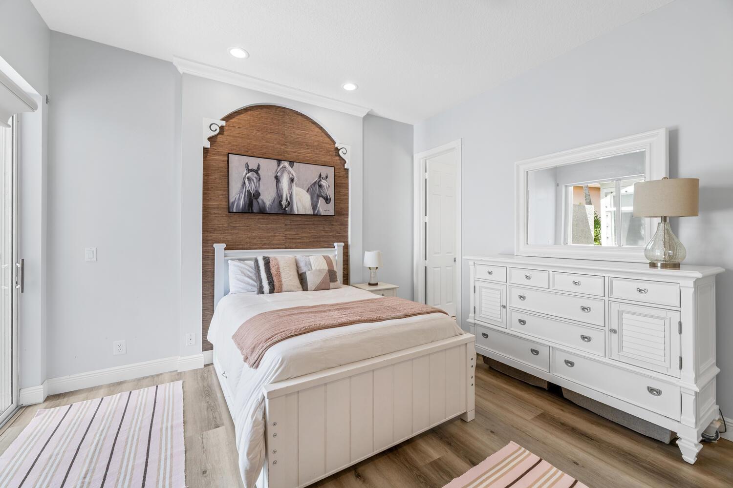 EQUESTRIAN CLUB ESTATES P - Residential