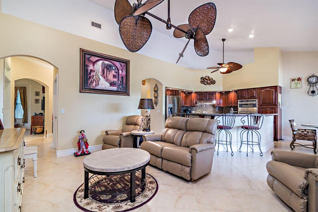 Crystal Pointe - Residential