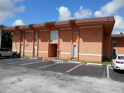 9459 SW 76th St R1 Miami FL 33173