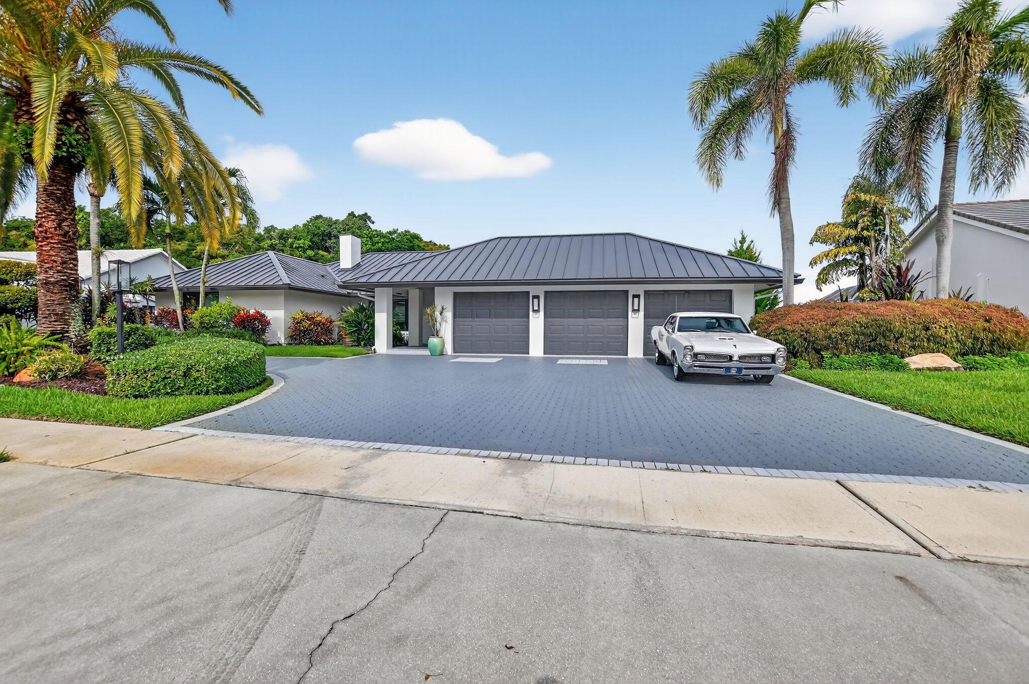 BOCA WOODS COUNTRY CLUB P - Residential
