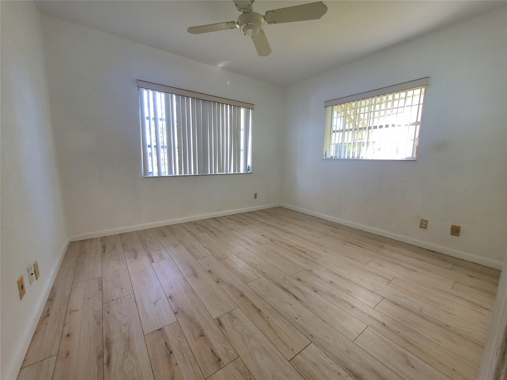 Westwood Commy 4 77-45 B - Residential