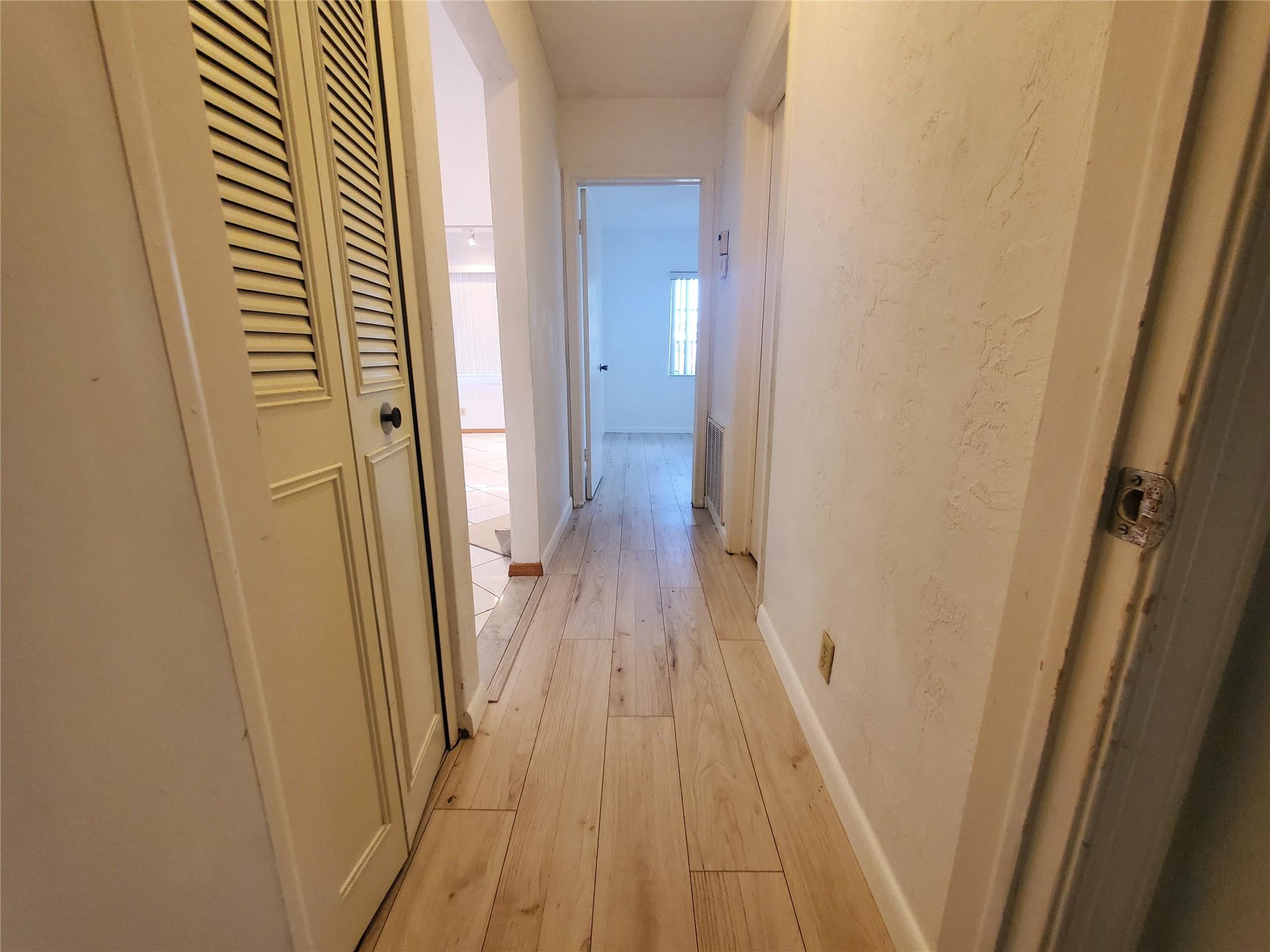 Westwood Commy 4 77-45 B - Residential