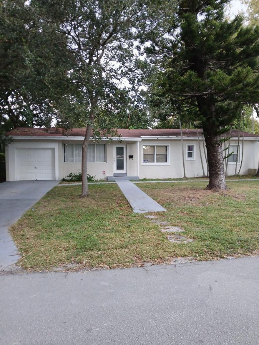 Tucked in a highly walkable South Miami/Kendall-adjacent pocket, this home offers comfortable living perfect for anyone who wants space and a prime location. Enjoy being near everyday conveniences, with shopping and dining close by and easy access to area favorites. Sunset Place is near, making day-to-day life even easier. Homes in this area move quickly—reach out today to schedule your private showing and lock in your next place before it’s gone.