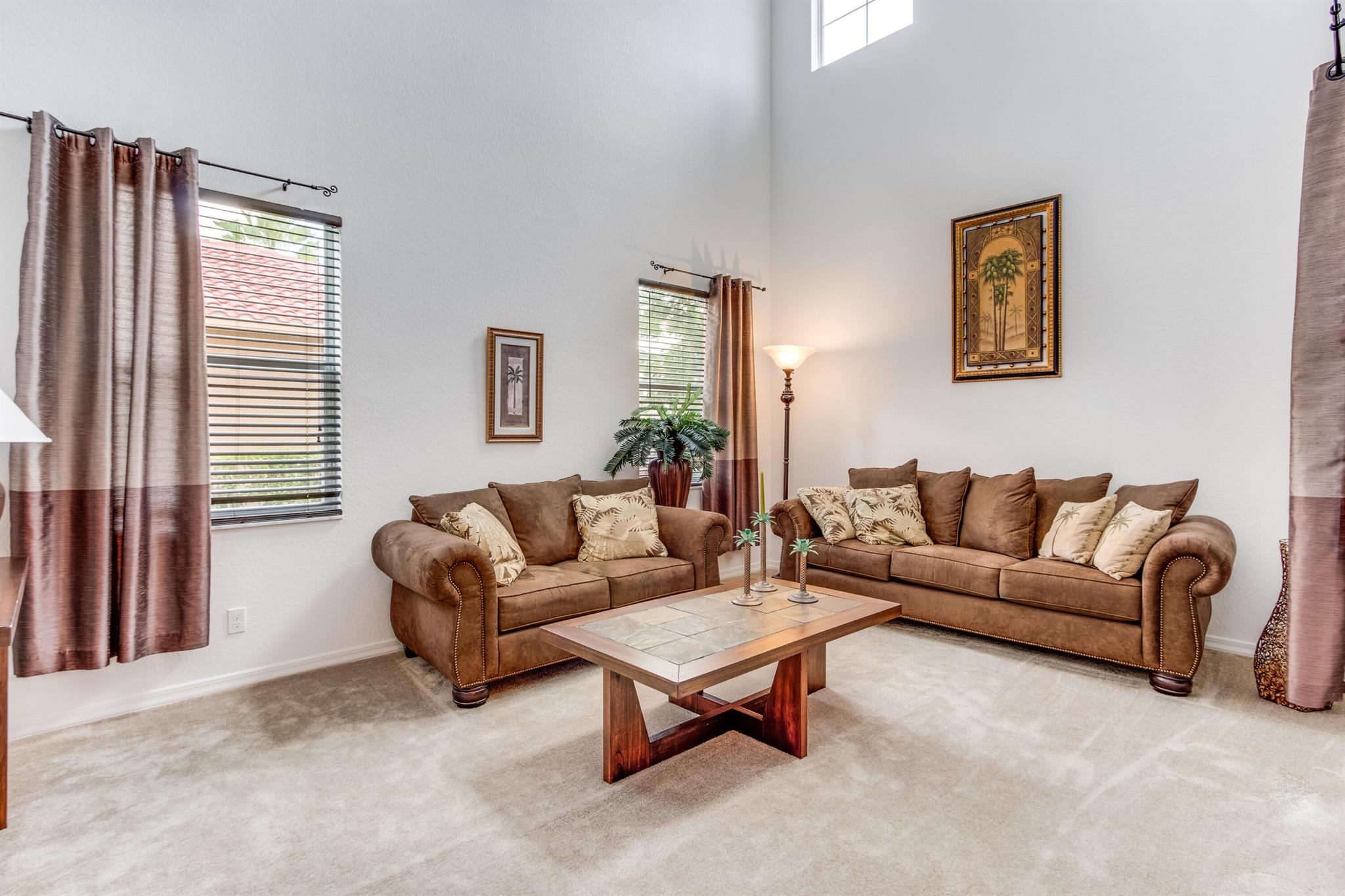 OAKMONT ESTATES - Residential Lease