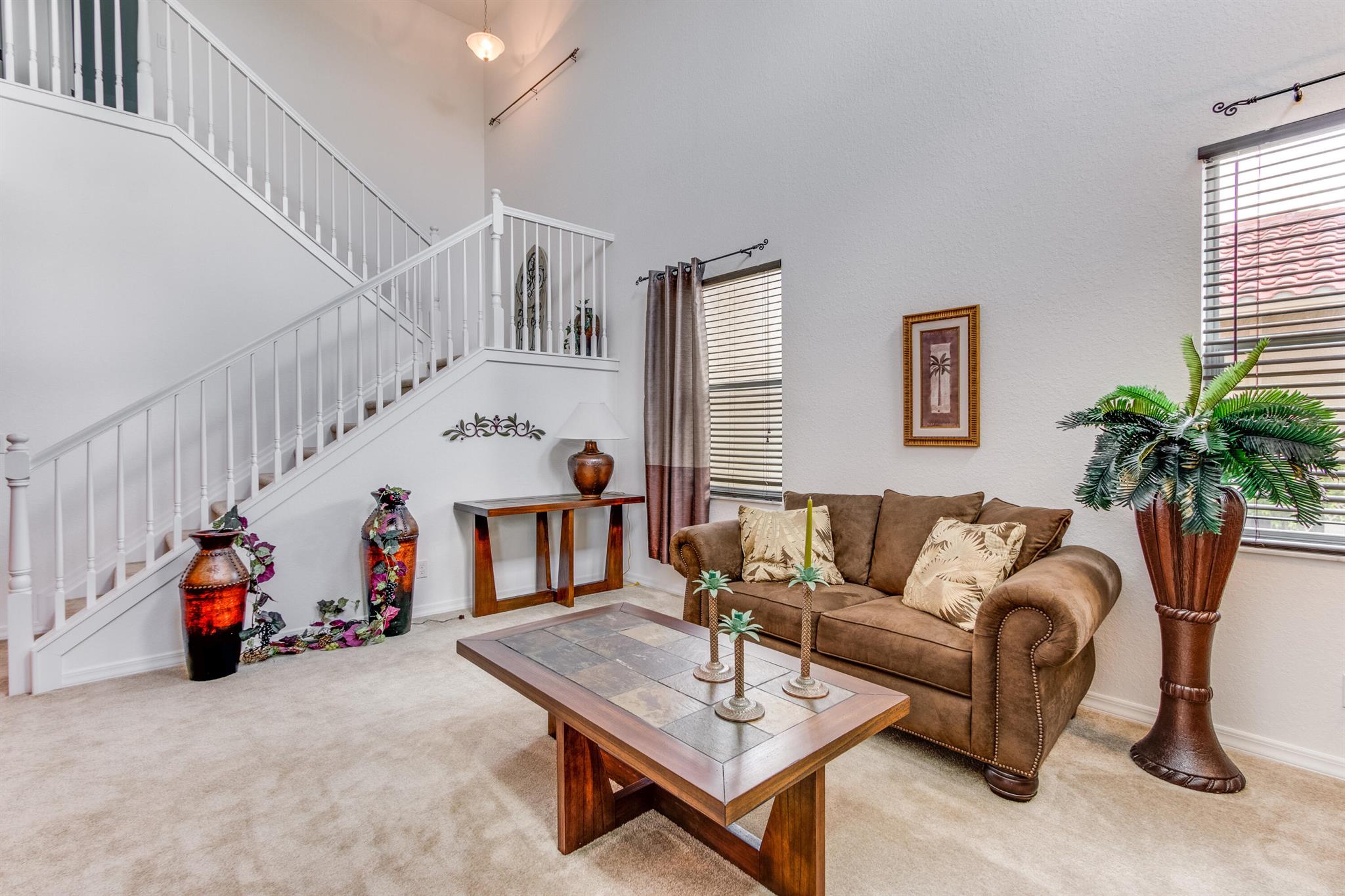 OAKMONT ESTATES - Residential Lease