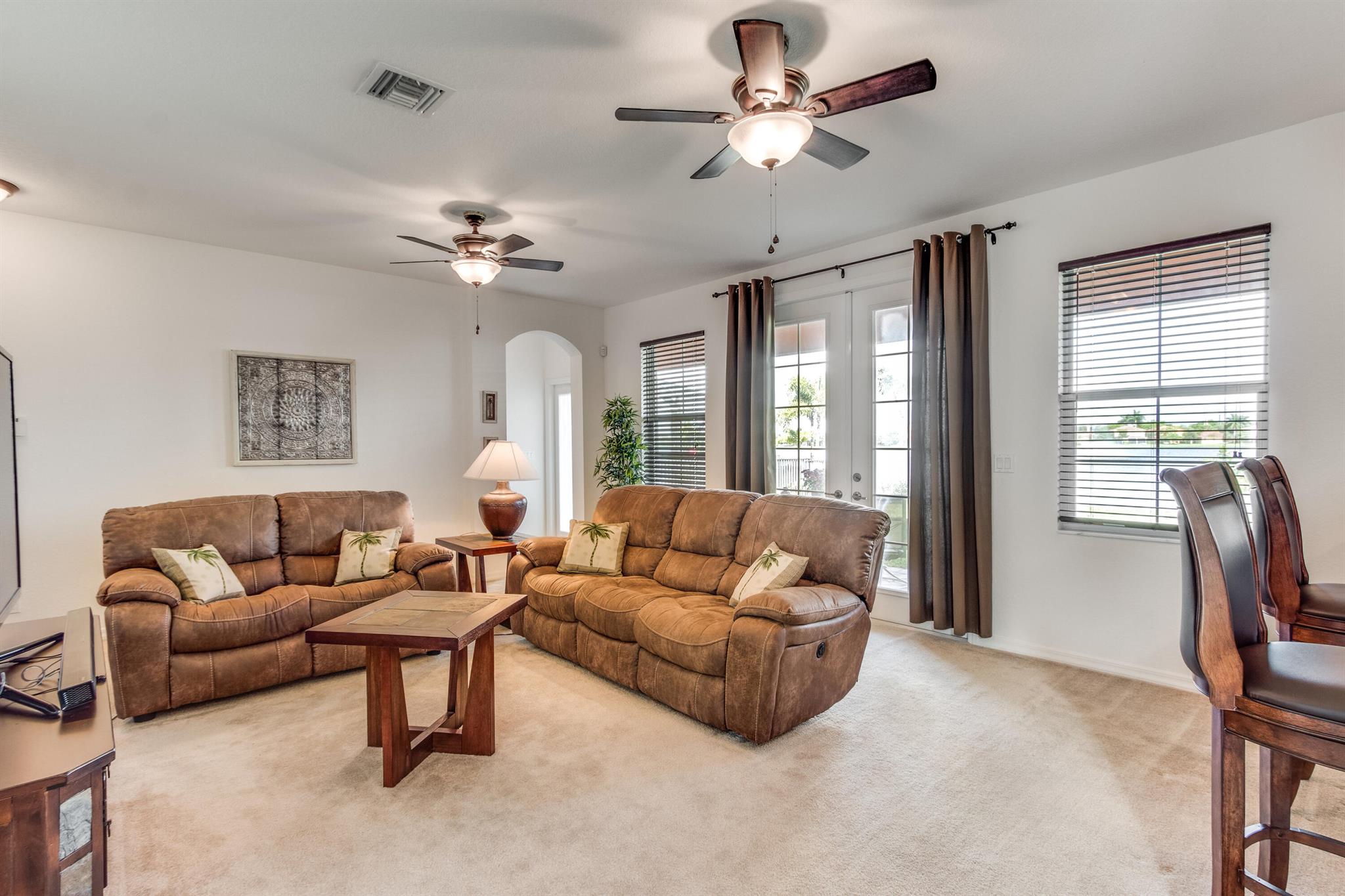 OAKMONT ESTATES - Residential Lease