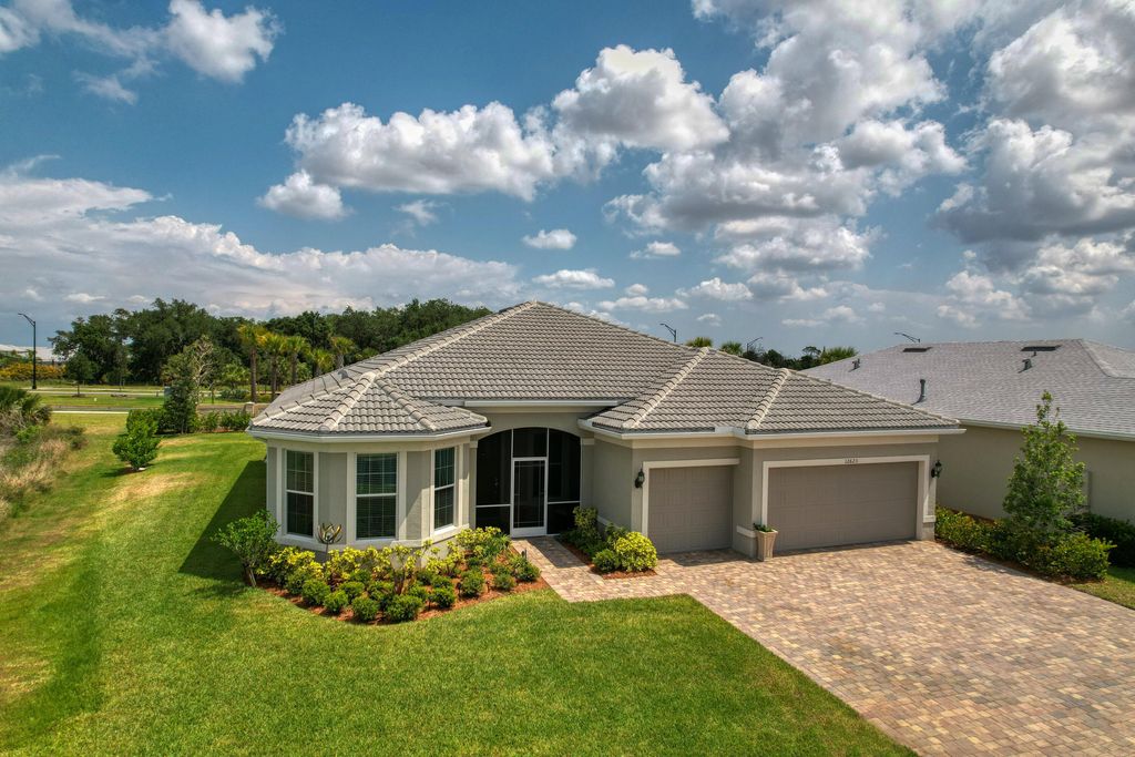 Photo of 12623 SW Gingerline Drive Dr, Port St Lucie, FL 34987 (MLS # R10795810)