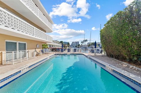 3220 Bayview Drive 302 Fort Lauderdale FL 33306