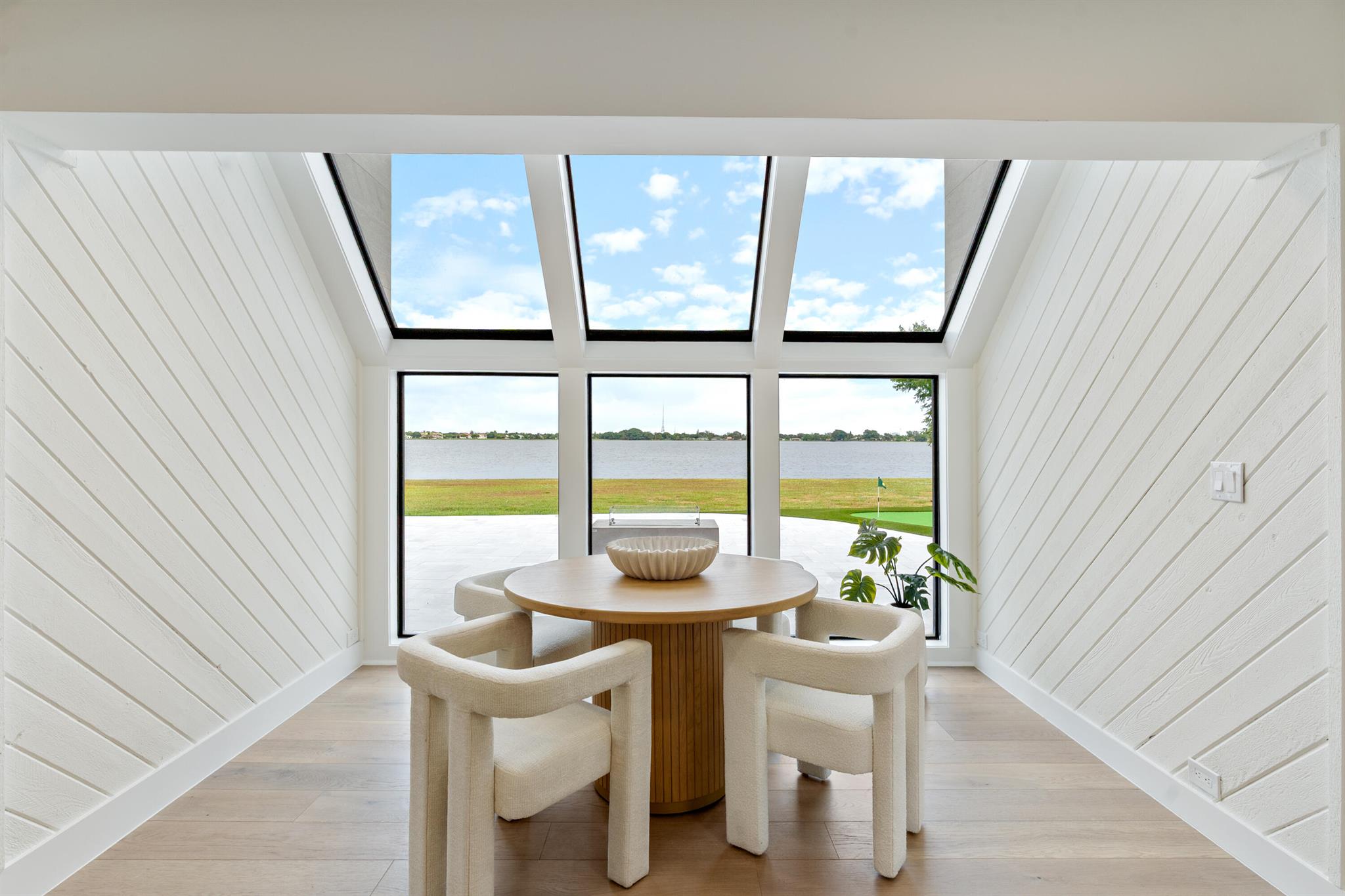 PRESIDENT COUNTRY CLUB 4 - Residential