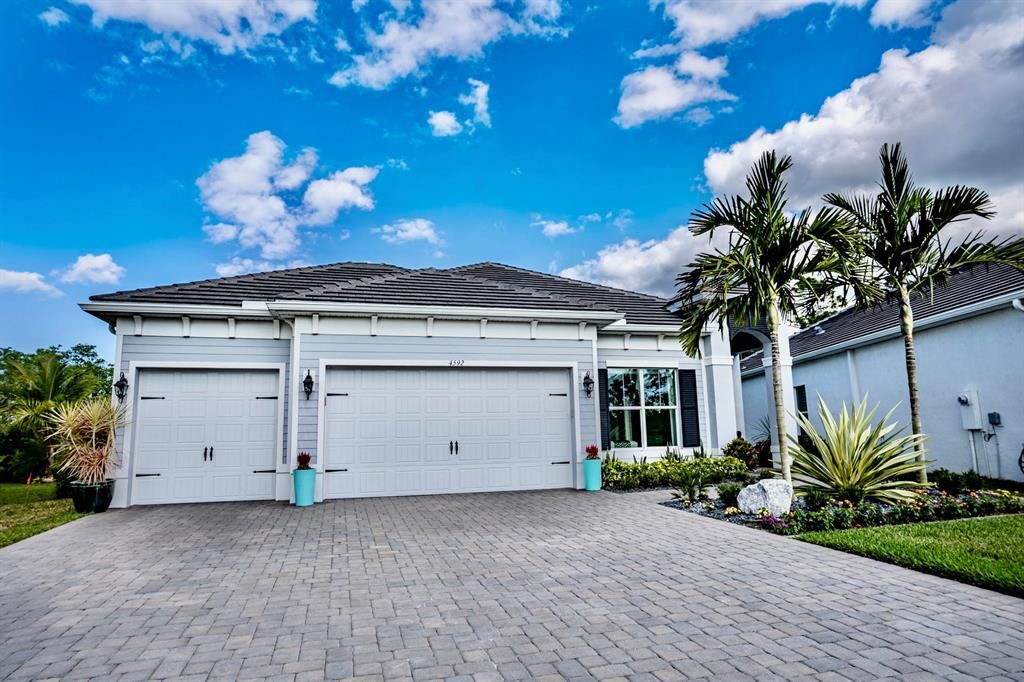 Photo of 4592 SW Millbrook Lane, Stuart, FL 34997 (MLS # R10701623)