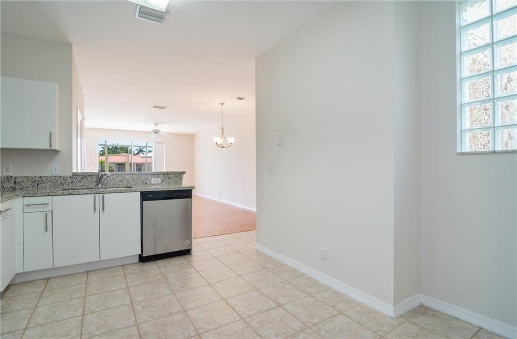 SAN SIMEON - Residential Lease