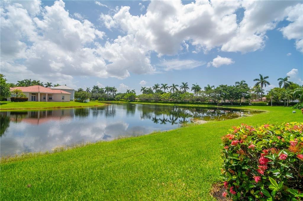 SAN SIMEON - Residential Lease