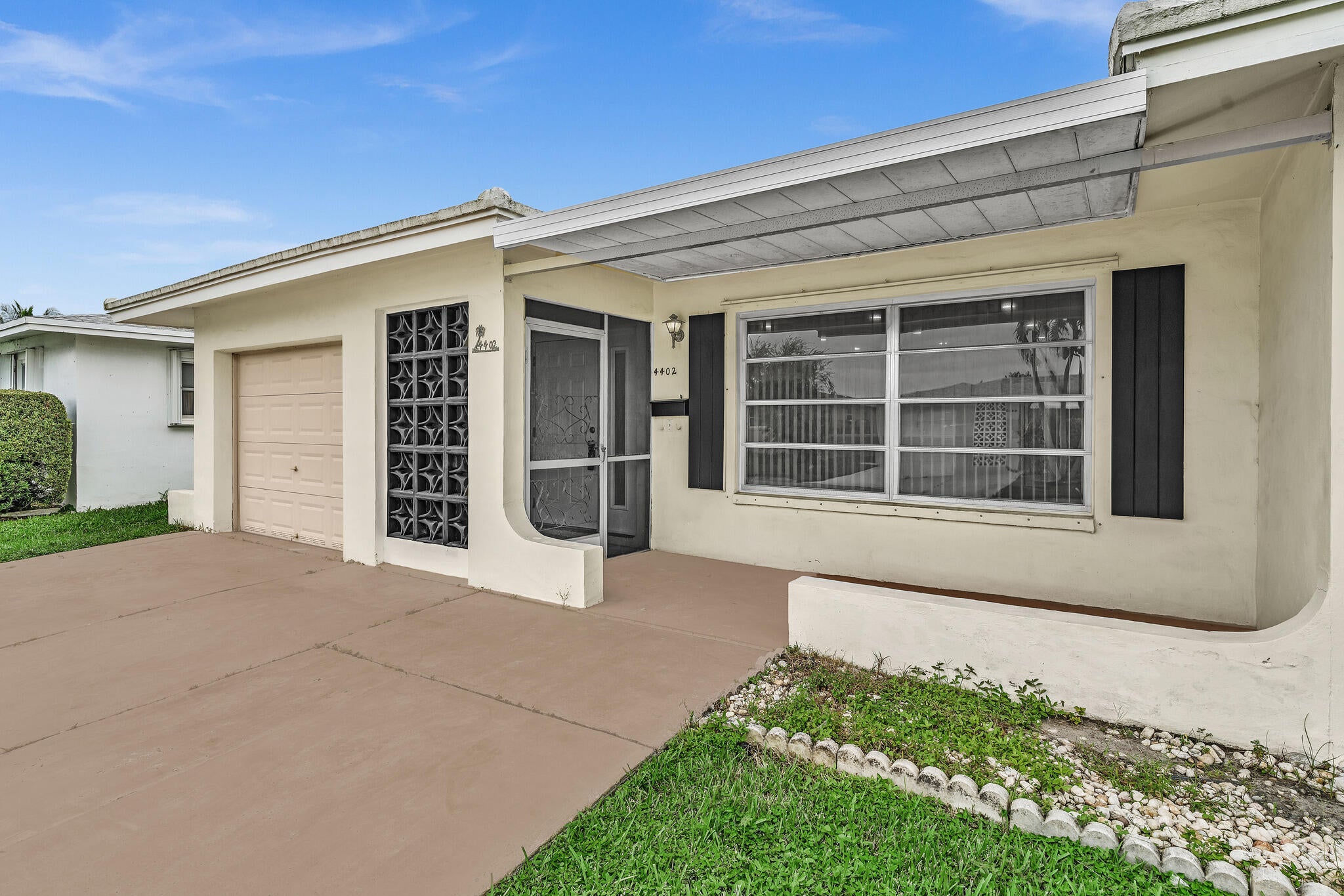 4402 NW 43rd Terrace