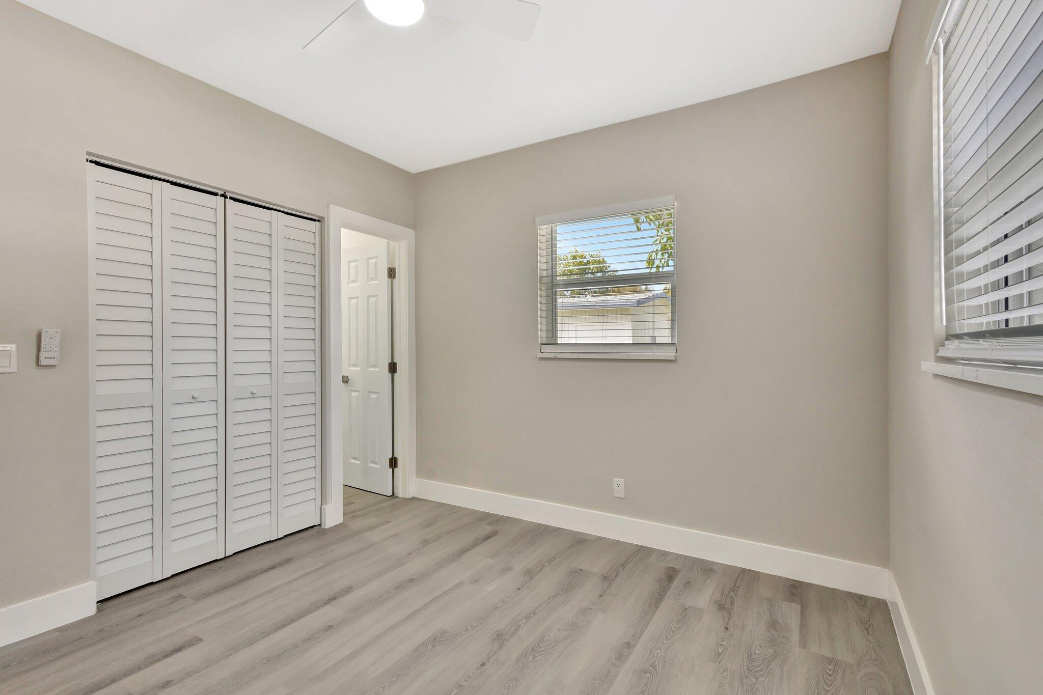 JEFFERSON MANOR - Residential Lease