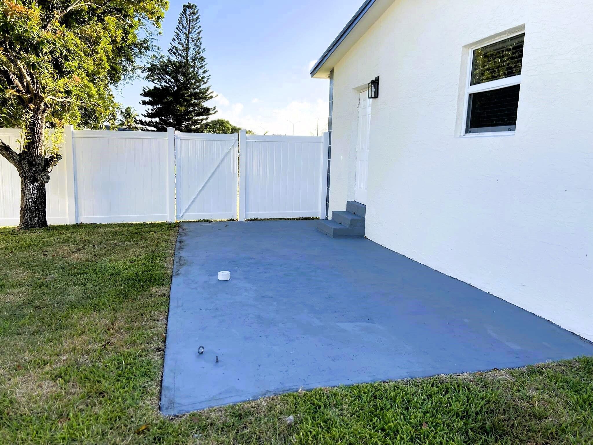 JEFFERSON MANOR - Residential Lease