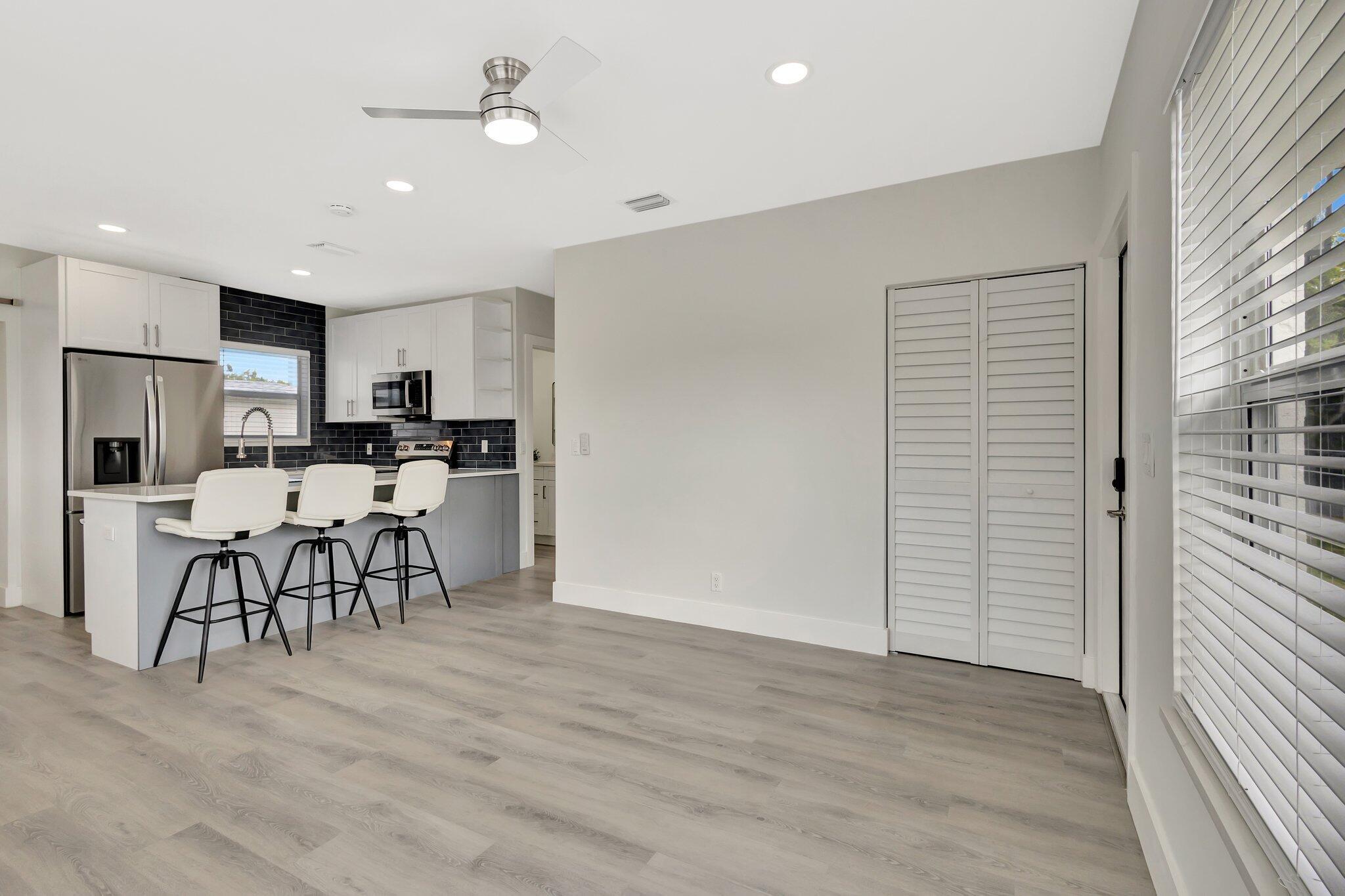 JEFFERSON MANOR - Residential Lease