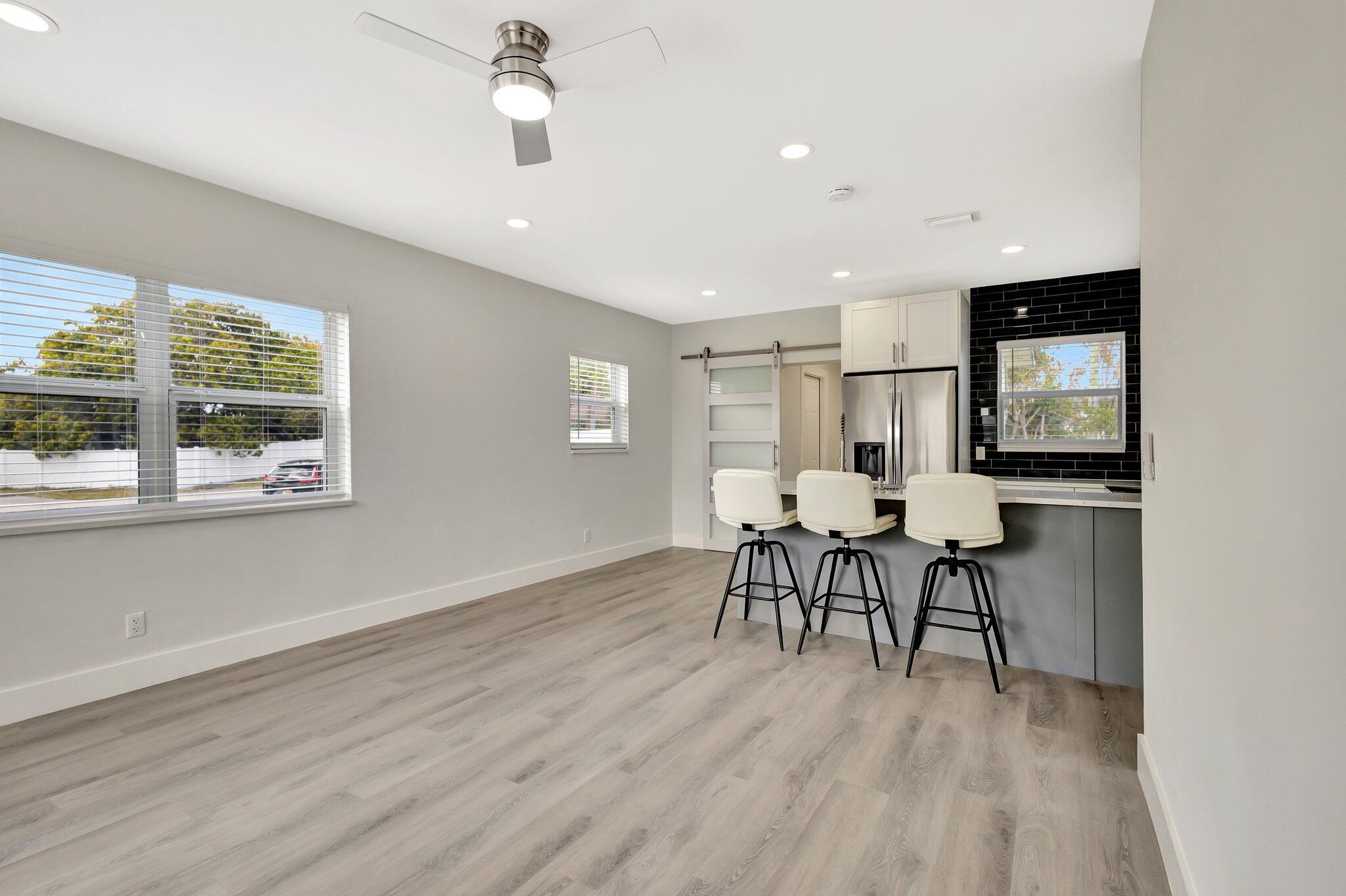 JEFFERSON MANOR - Residential Lease