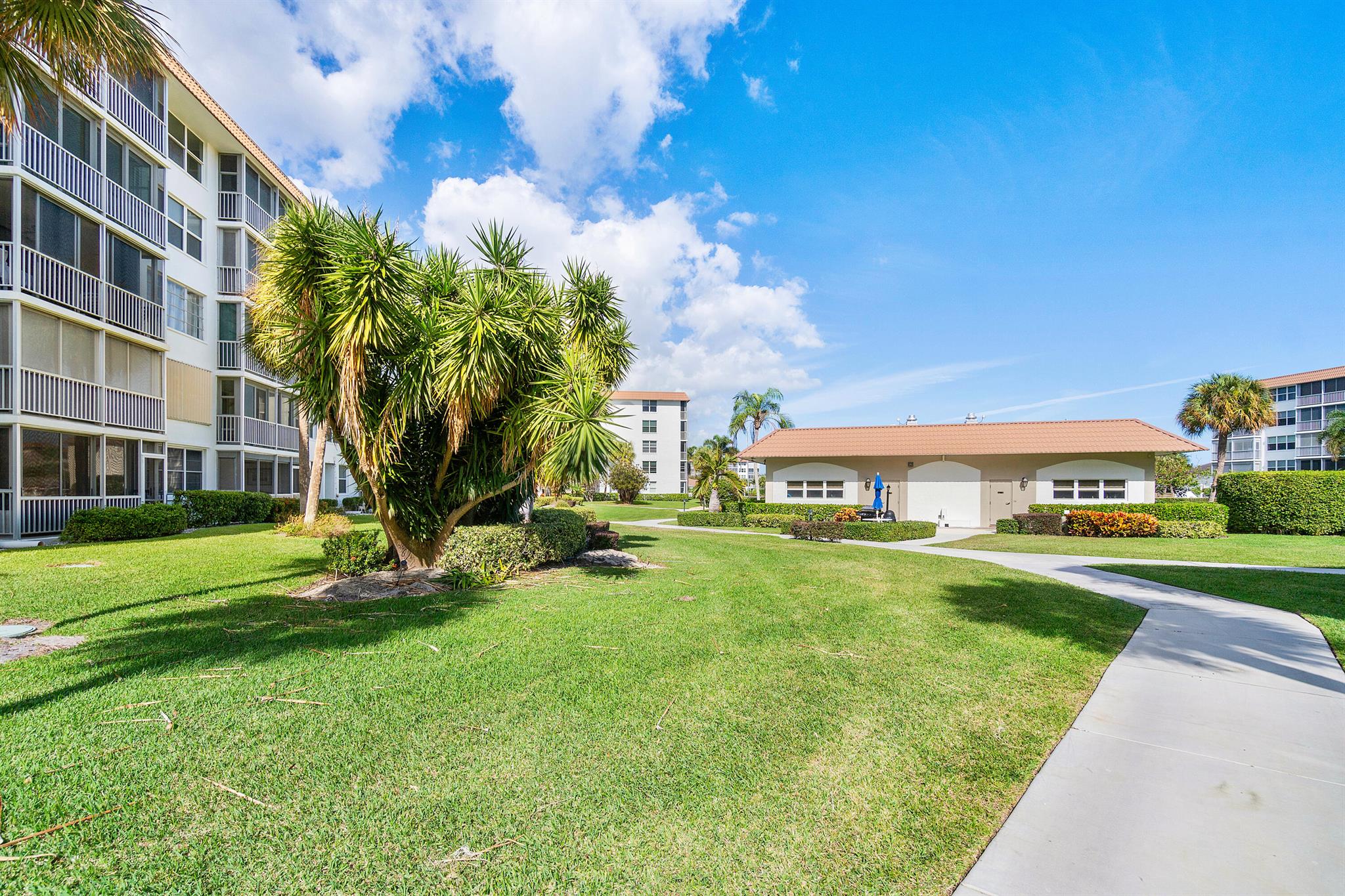 TROPIC BAY CONDO - Residential