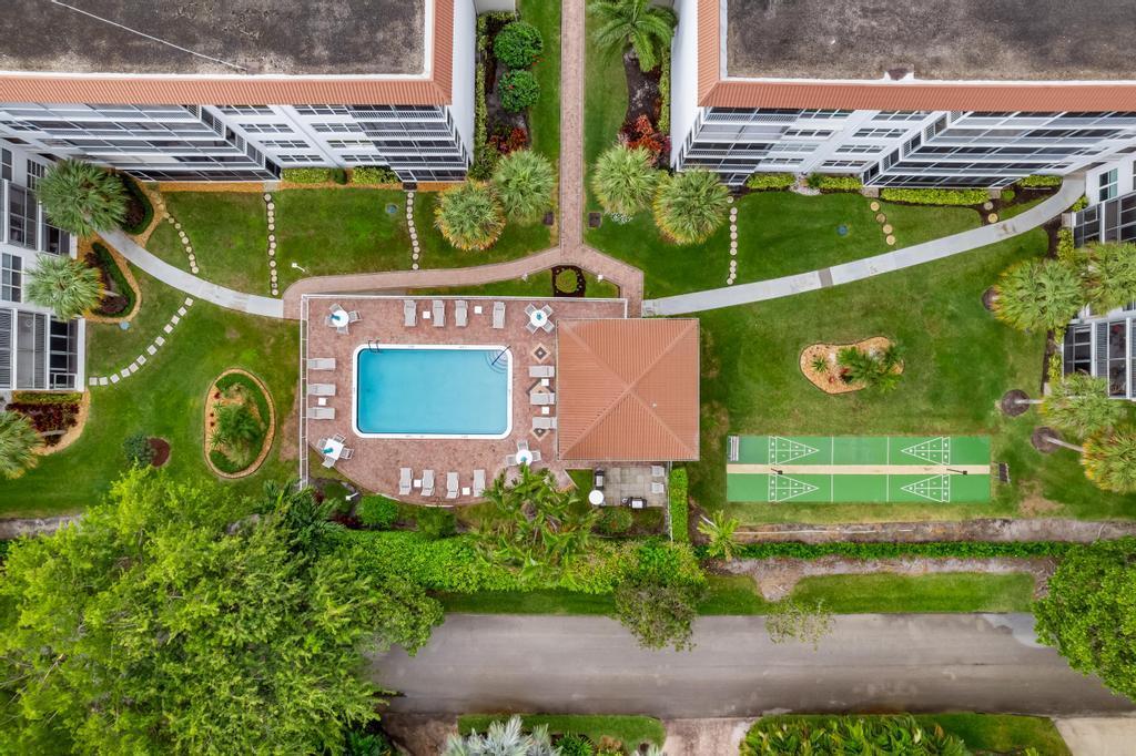 TROPIC BAY CONDO - Residential