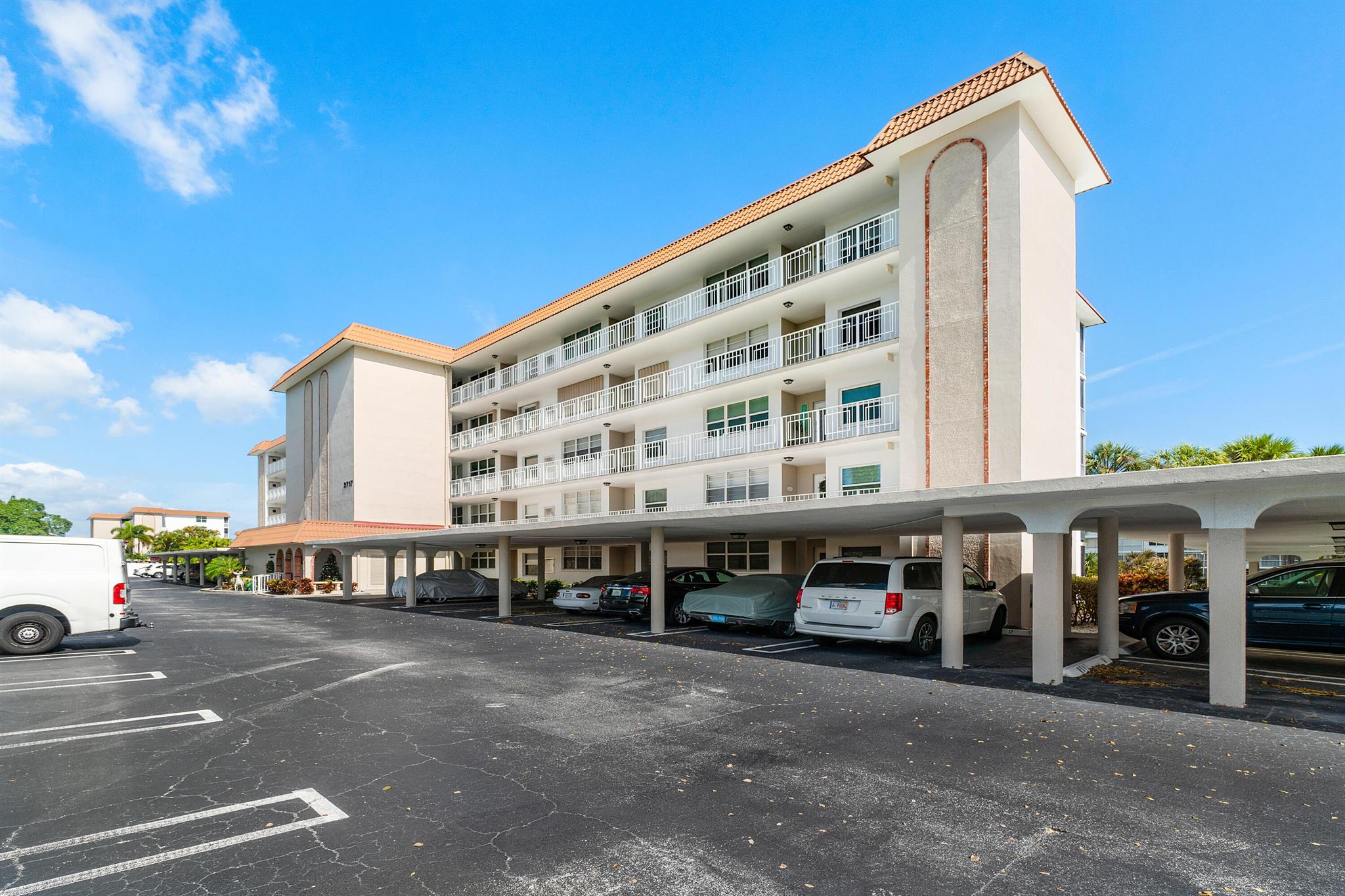 TROPIC BAY CONDO - Residential