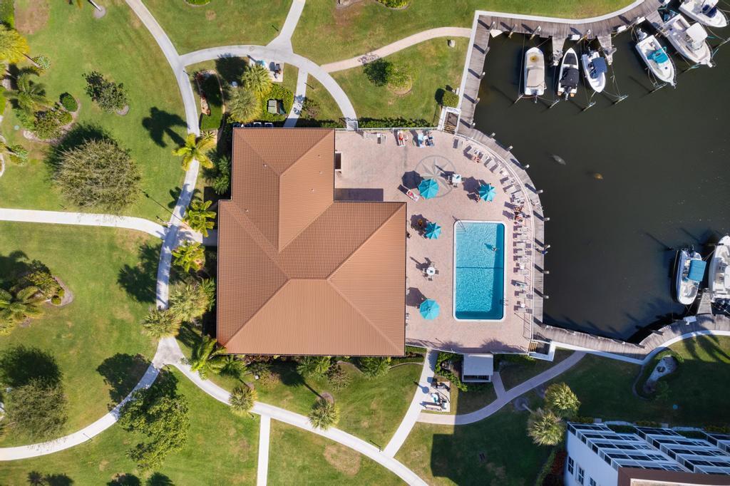 TROPIC BAY CONDO - Residential